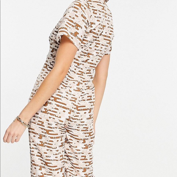 Fashion Union button through jumpsuit. 70s style w/ flattering waist pleating. - Picture 2 of 6